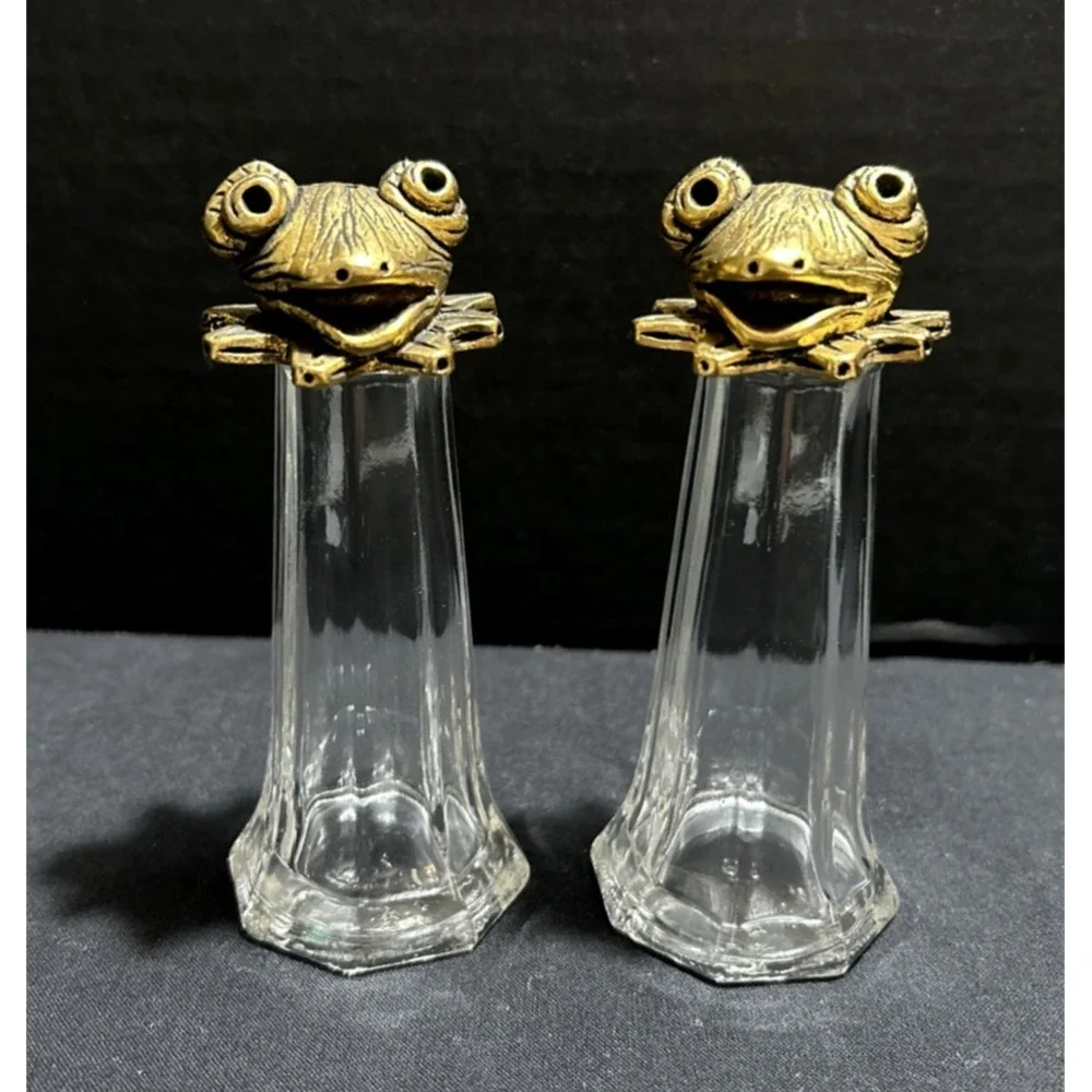 Frog Head Salt & Pepper Shakers Brass Toned Glass by AST Designs Figural Whimsy